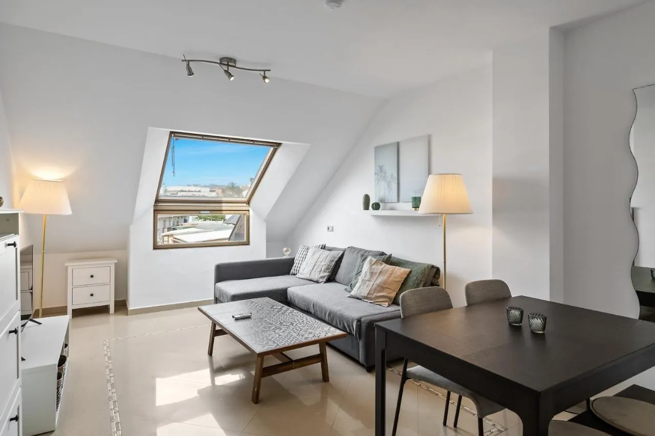 Apartment Sunny Penthouse In Fuengirola By Costarentals - Ref 212